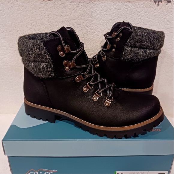 Cliffs by WHITE MOUNTAIN Shoes - Cliffs by White Mountain